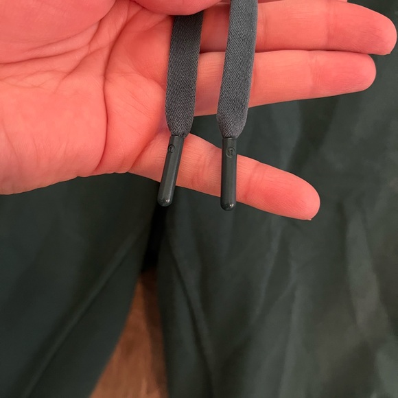 Lululemon men’s City Sweat Jogger in Green Jasper - Picture 6 of 12